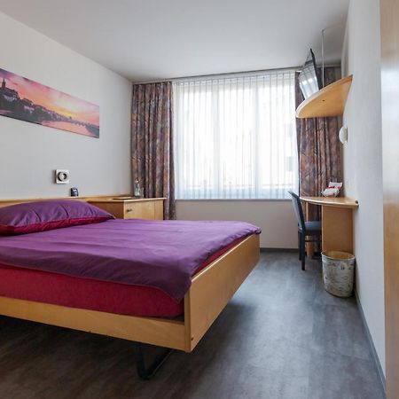 Hotel Rynach Reinach  Bagian luar foto