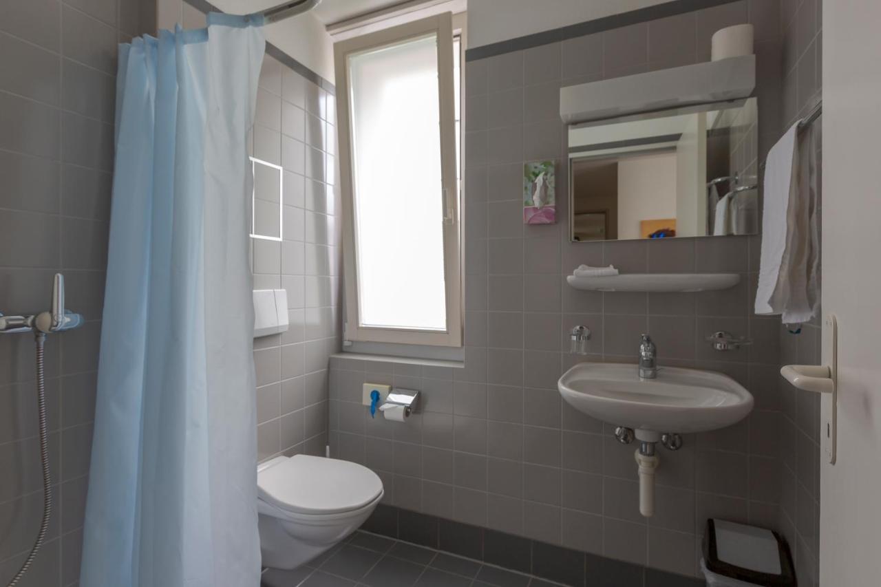 Hotel Rynach Reinach  Bagian luar foto