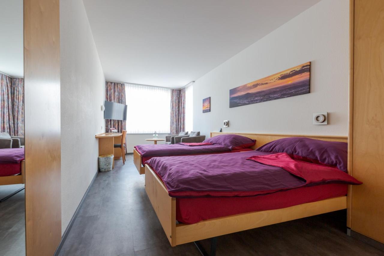 Hotel Rynach Reinach  Bagian luar foto