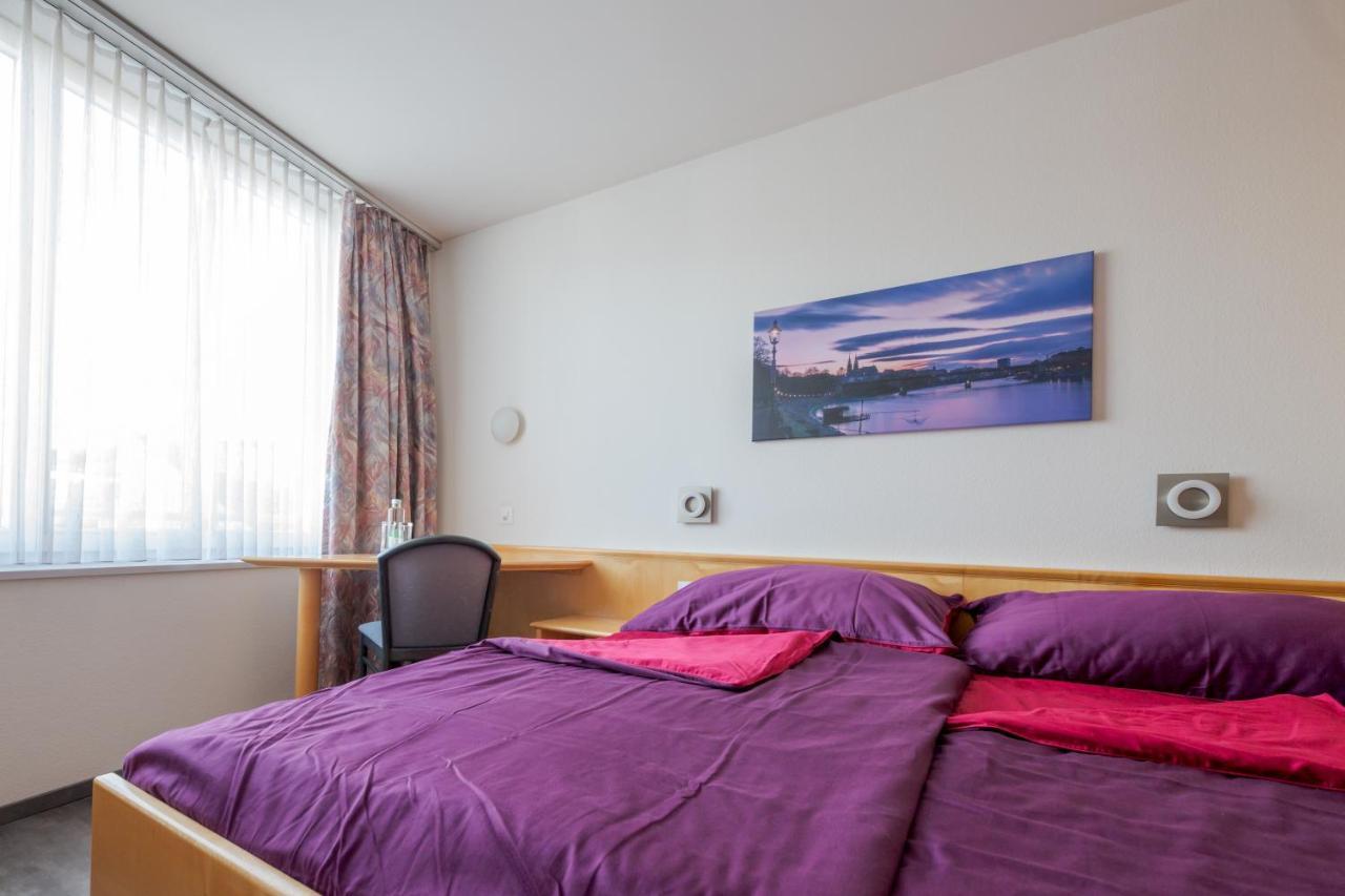 Hotel Rynach Reinach  Bagian luar foto